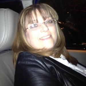 Meet your Posher, Michele